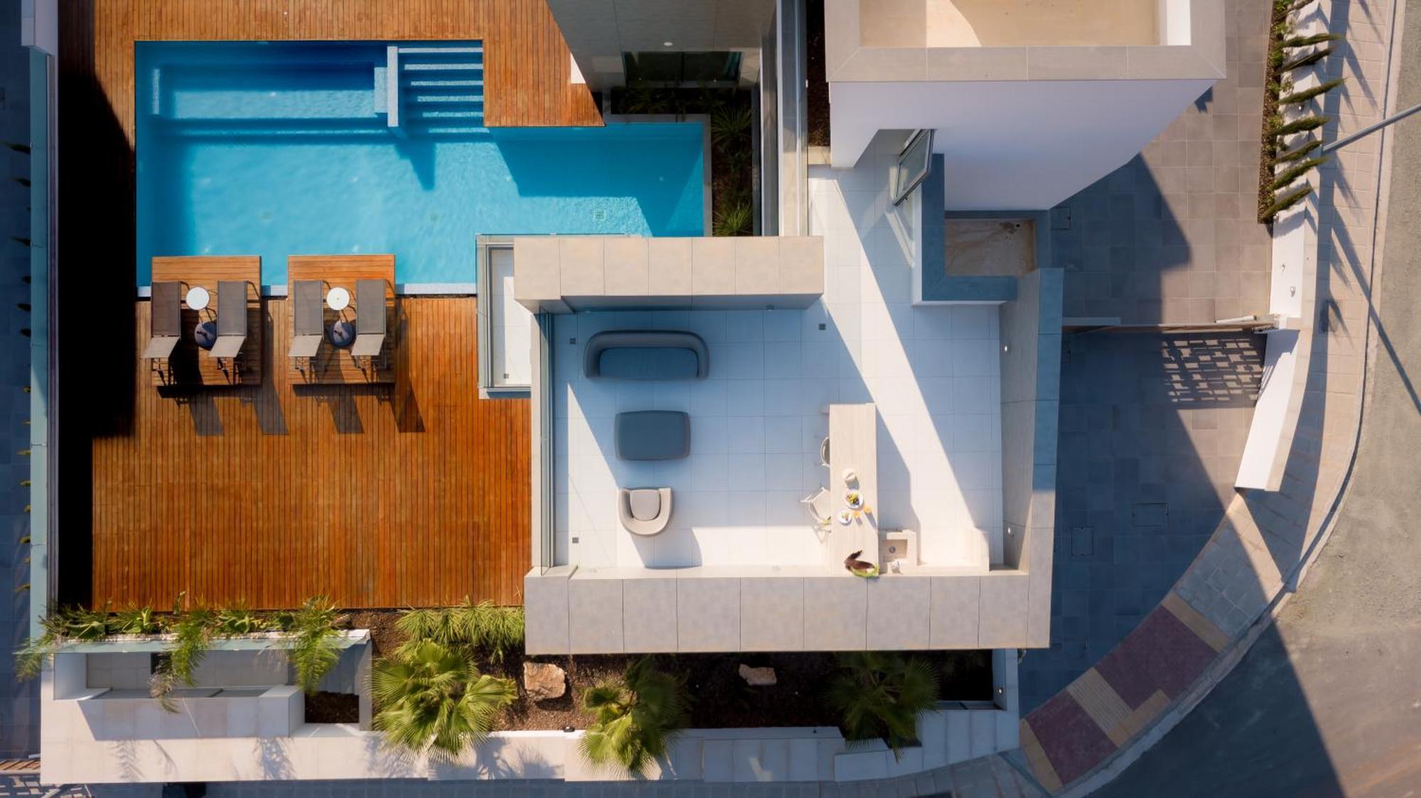 Seaview Luxury Villas アヤナパ エクステリア 写真